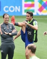 马特里：2015年欧冠决赛未进大名单，期待阿莱格里给我个解释